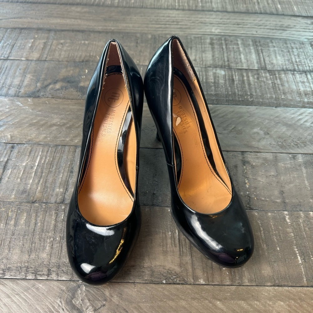 Mootsies Tootsies Black Patent Leather Pump Size 8 1/2